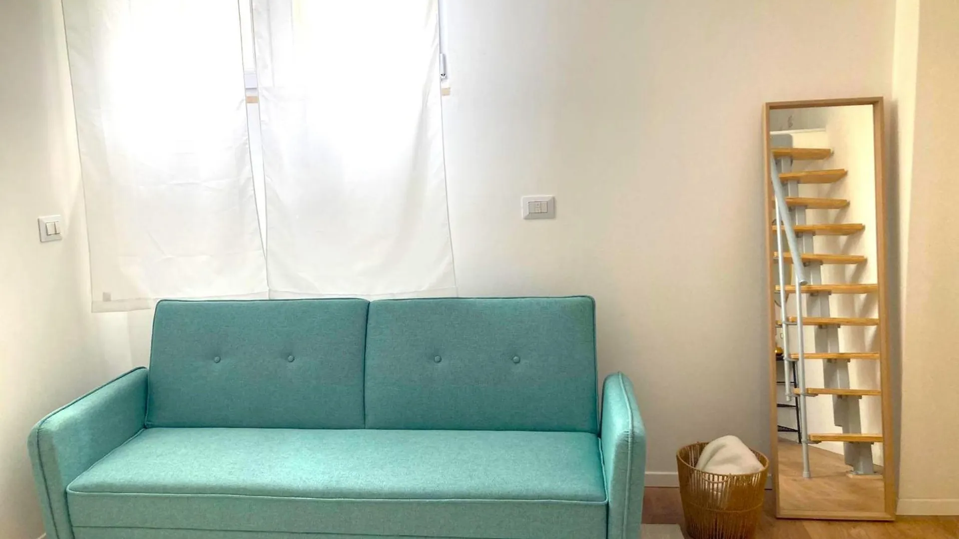 Zanoli 11 - Cozy Flat Apartment Milan Italy