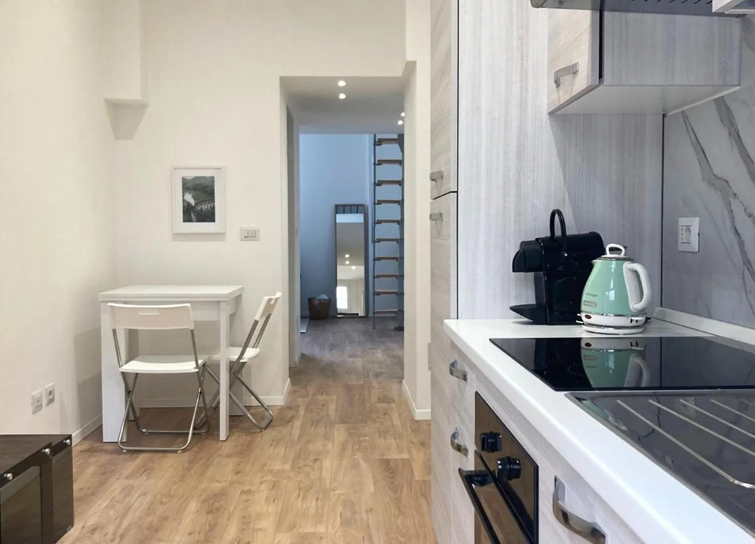 Zanoli 11 - Cozy Flat Apartment Milan Italy